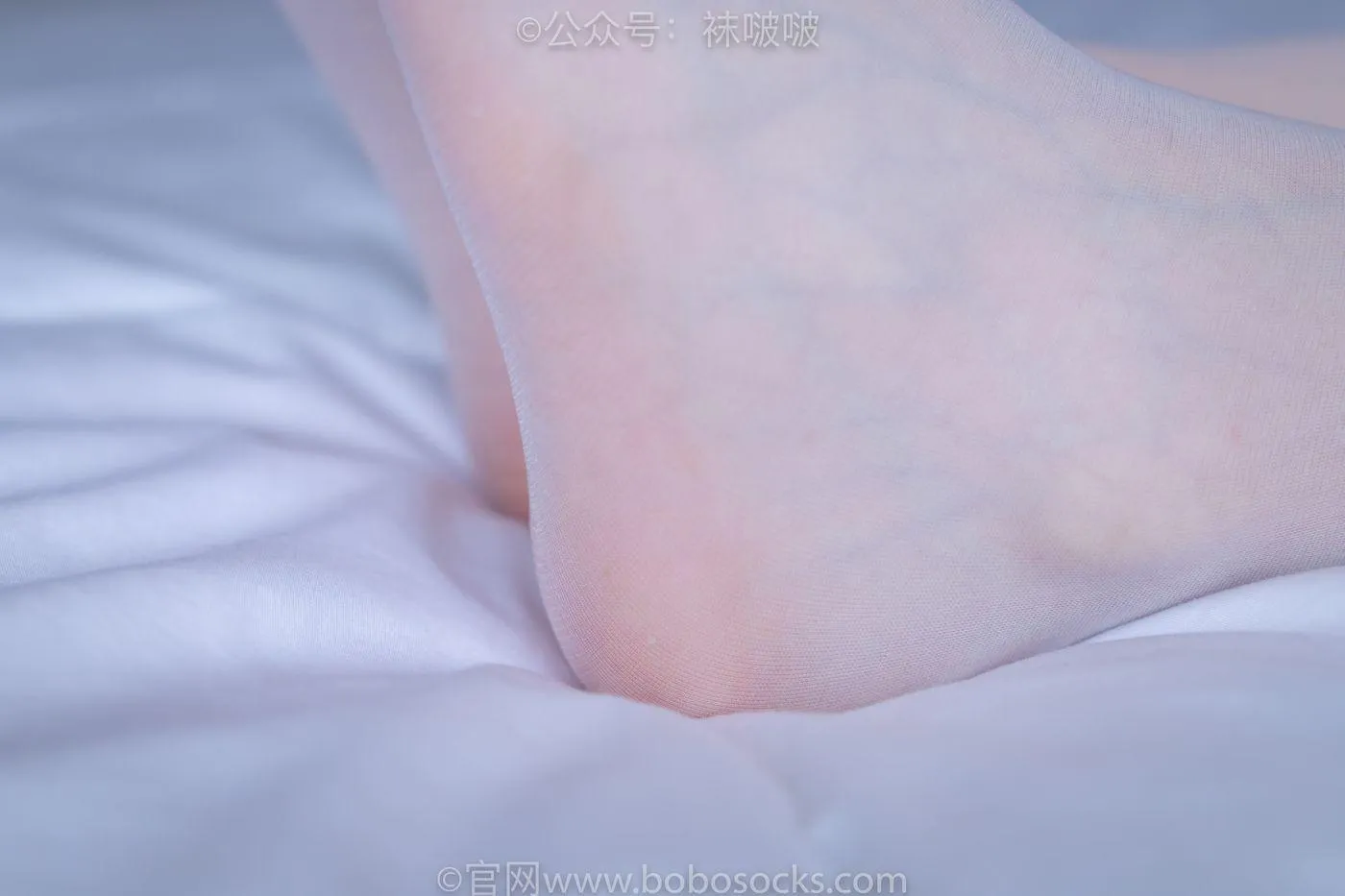 [BoBoSocks袜啵啵]NO.005 小甜豆-帆布鞋、薄白丝 [133P]插图5